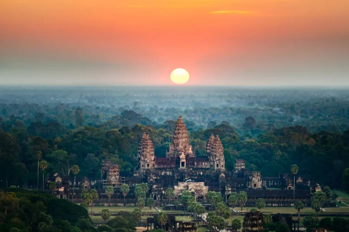 Best of Vietnam & Cambodia – 18 Days