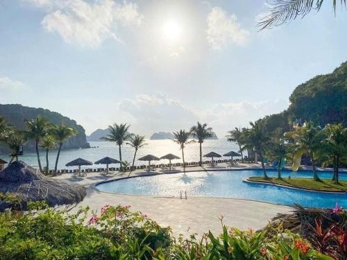 The May Legend Cat Ba beach resort and spa