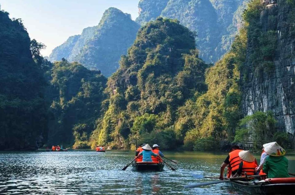 How Long to Spend in Vietnam? Best Itineraries by Days